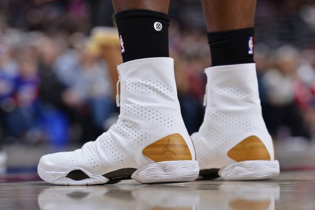 PHILADELPHIA - JANUARY 09: The shoes of Bismack Biyombo #8 of the Toronto Raptors during the game against the Philadelphia 76ers at the Wells Fargo Center on January 9, 2016 in Philadelphia, Pennsylvania. NOTE TO USER: User expressly acknowledges and agrees that, by downloading and or using this photograph, User is consenting to the terms and conditions of the Getty Images License Agreement. Mandatory Copyright Notice: Copyright 2016 NBAE (Photo by David Dow/NBAE via Getty Images)