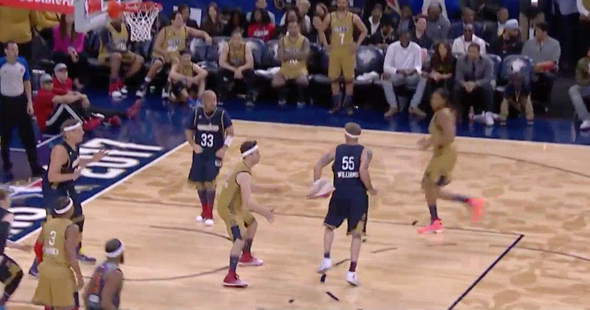 jason williams elbow pass
