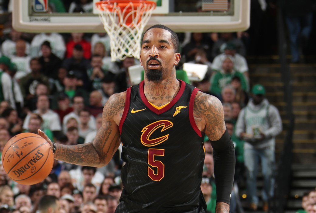 jr smith bench himself