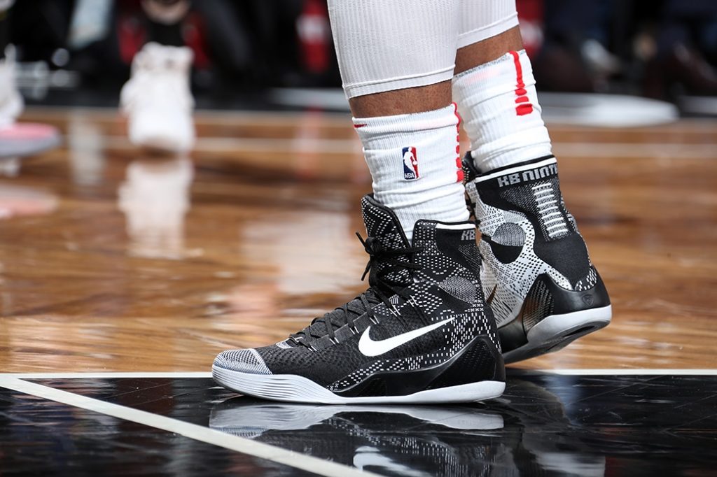 DeMar DeRozan: Nike Kobe 9