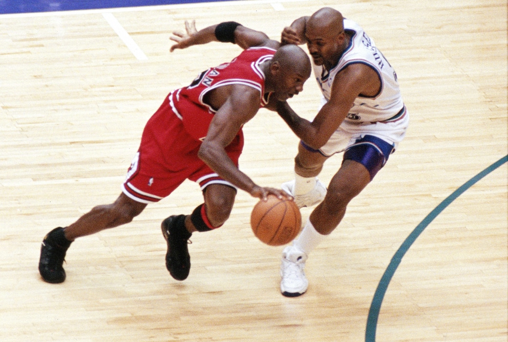 michael jordan pushed off byron russell