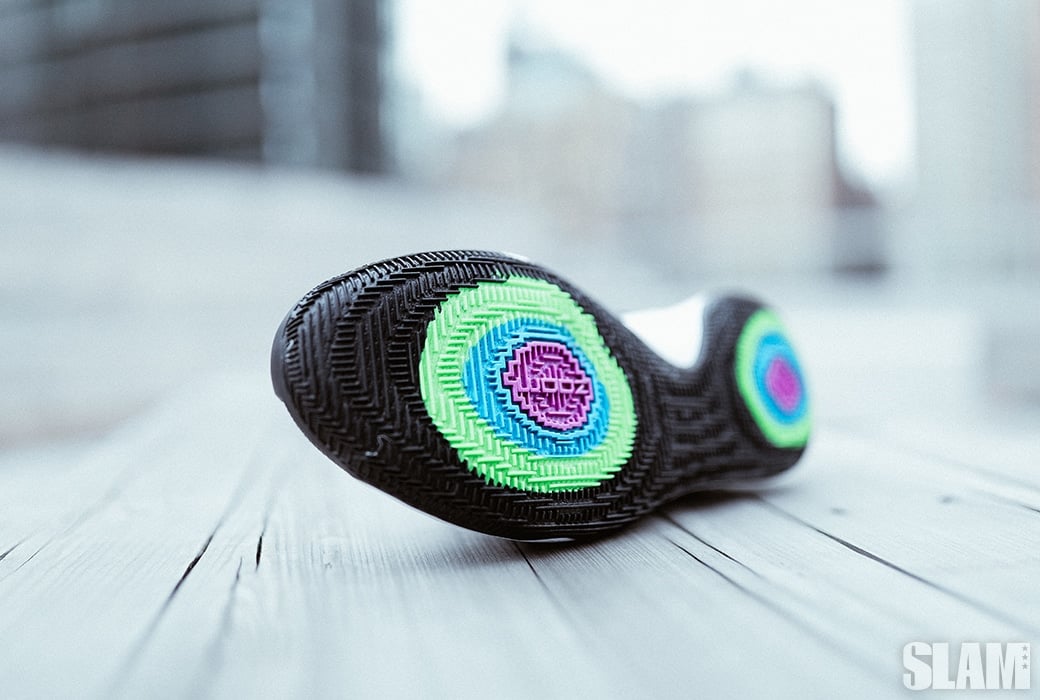 Nike Kyrie Low