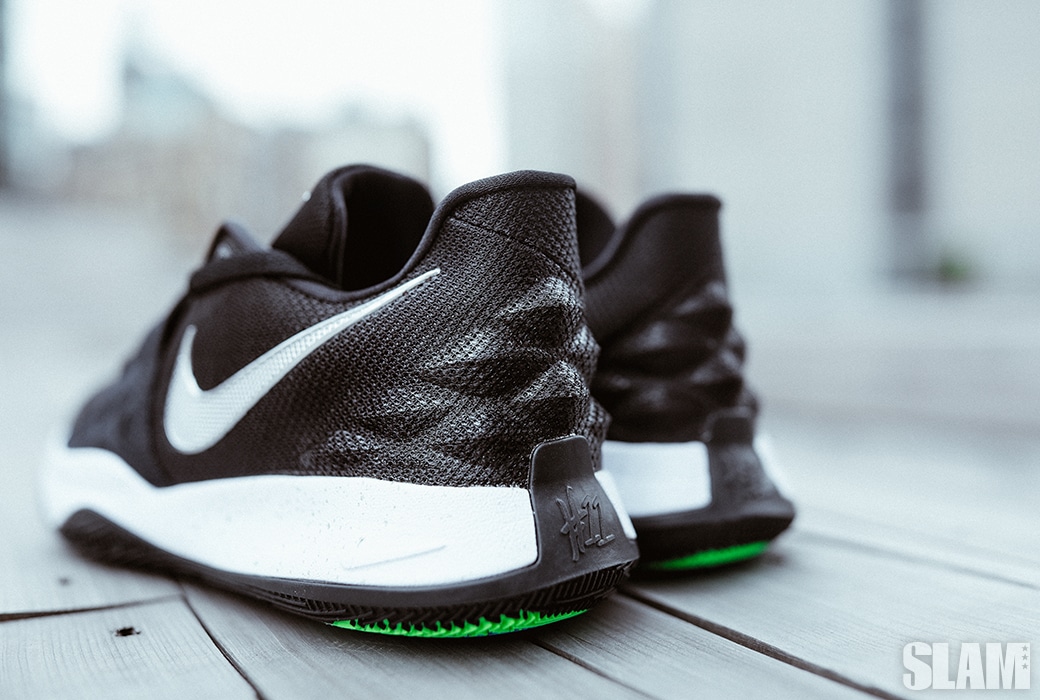 Nike Kyrie Low
