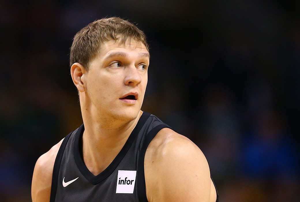 Timofey Mozgov frustrated