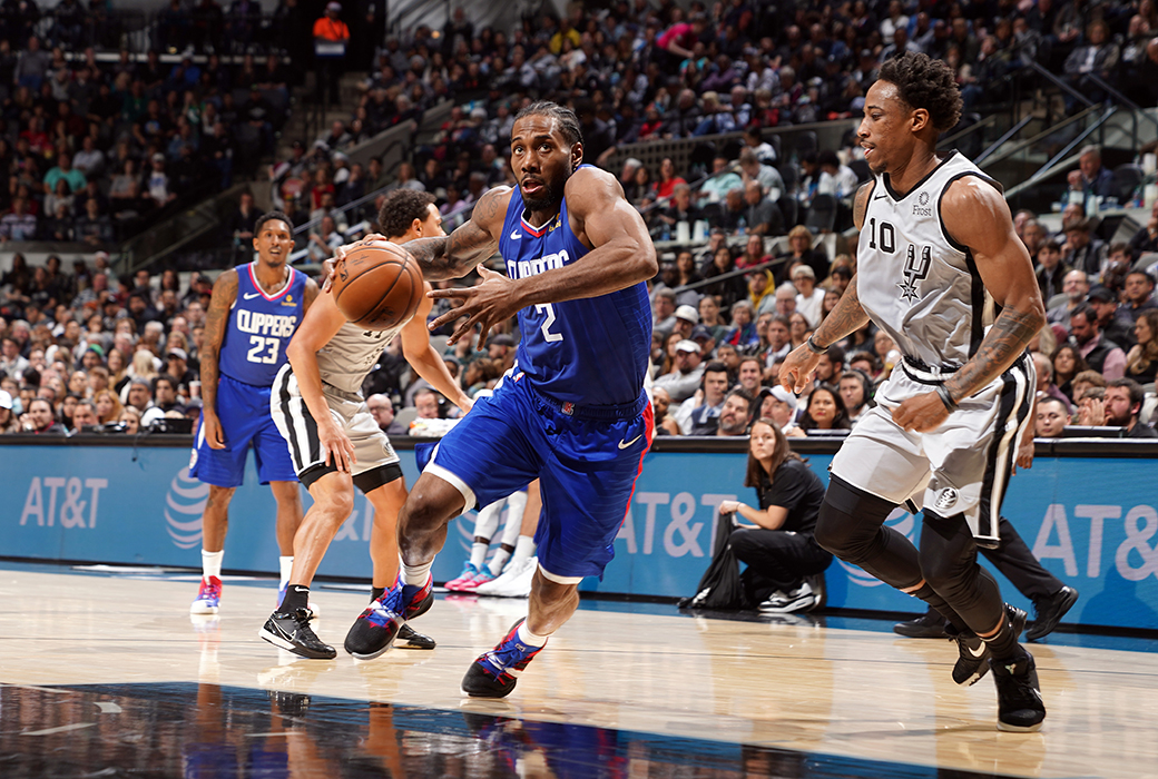 kawhi post up