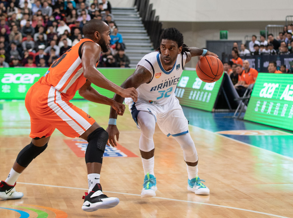O.J. Mayo of the Taipei Fubon Braves
