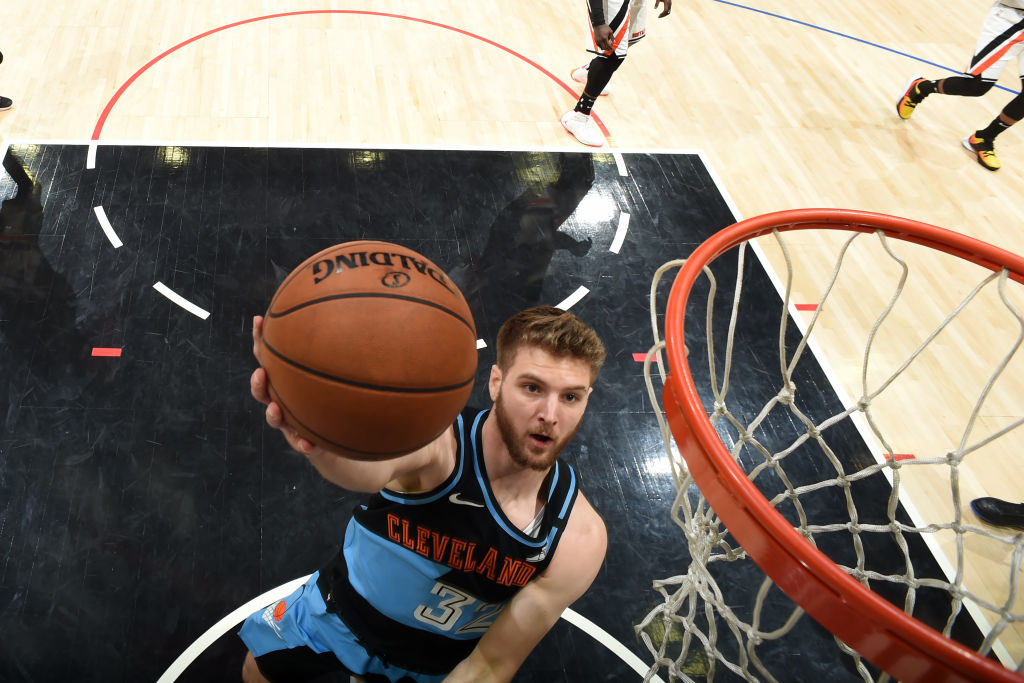 Dean Wade of the Cleveland Cavaliers