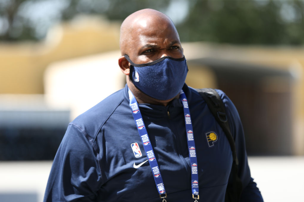 Nate McMillan of the Indiana Pacers