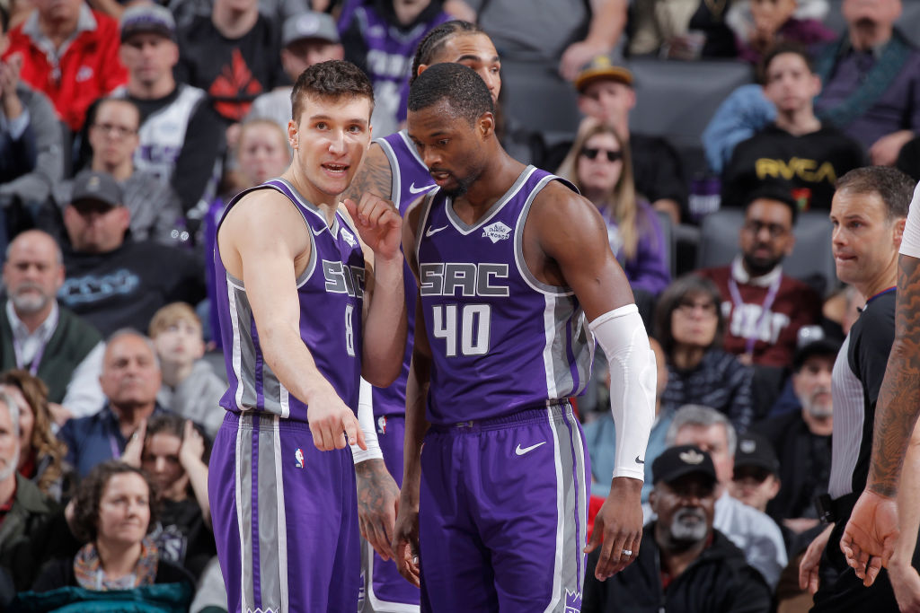Bogdan Bogdanovic and Harrison Barnes of the Sacramento Kings