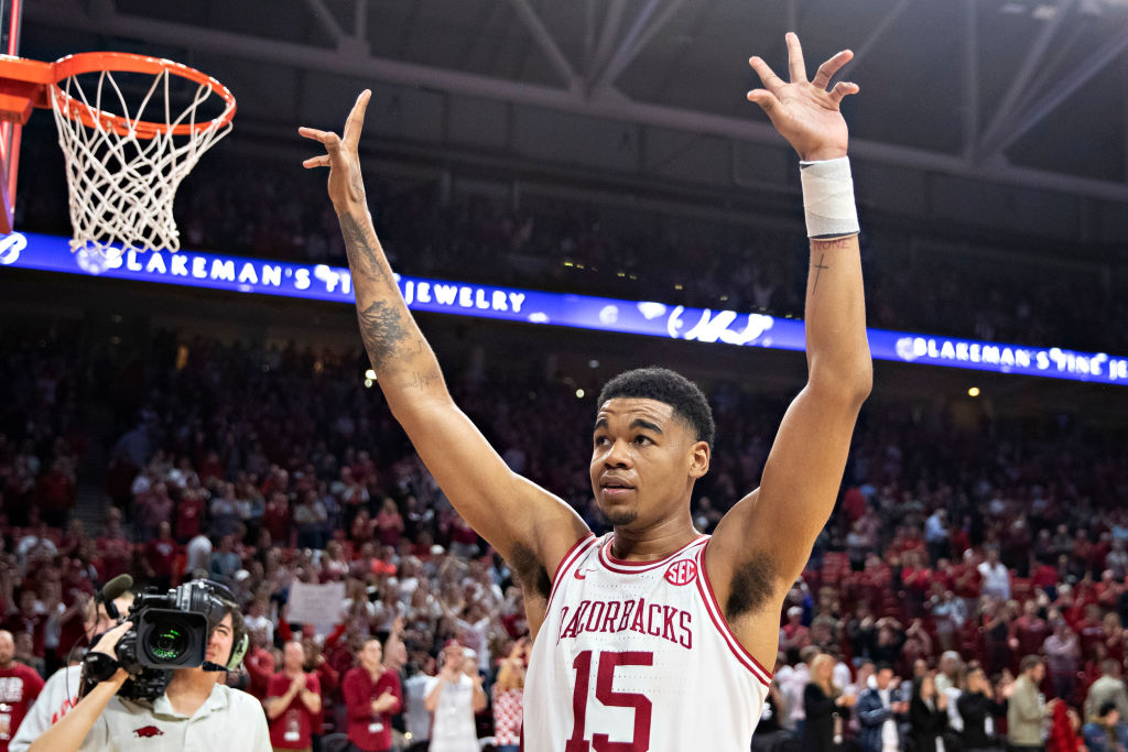 Mason Jones of the Arkansas Razorbacks