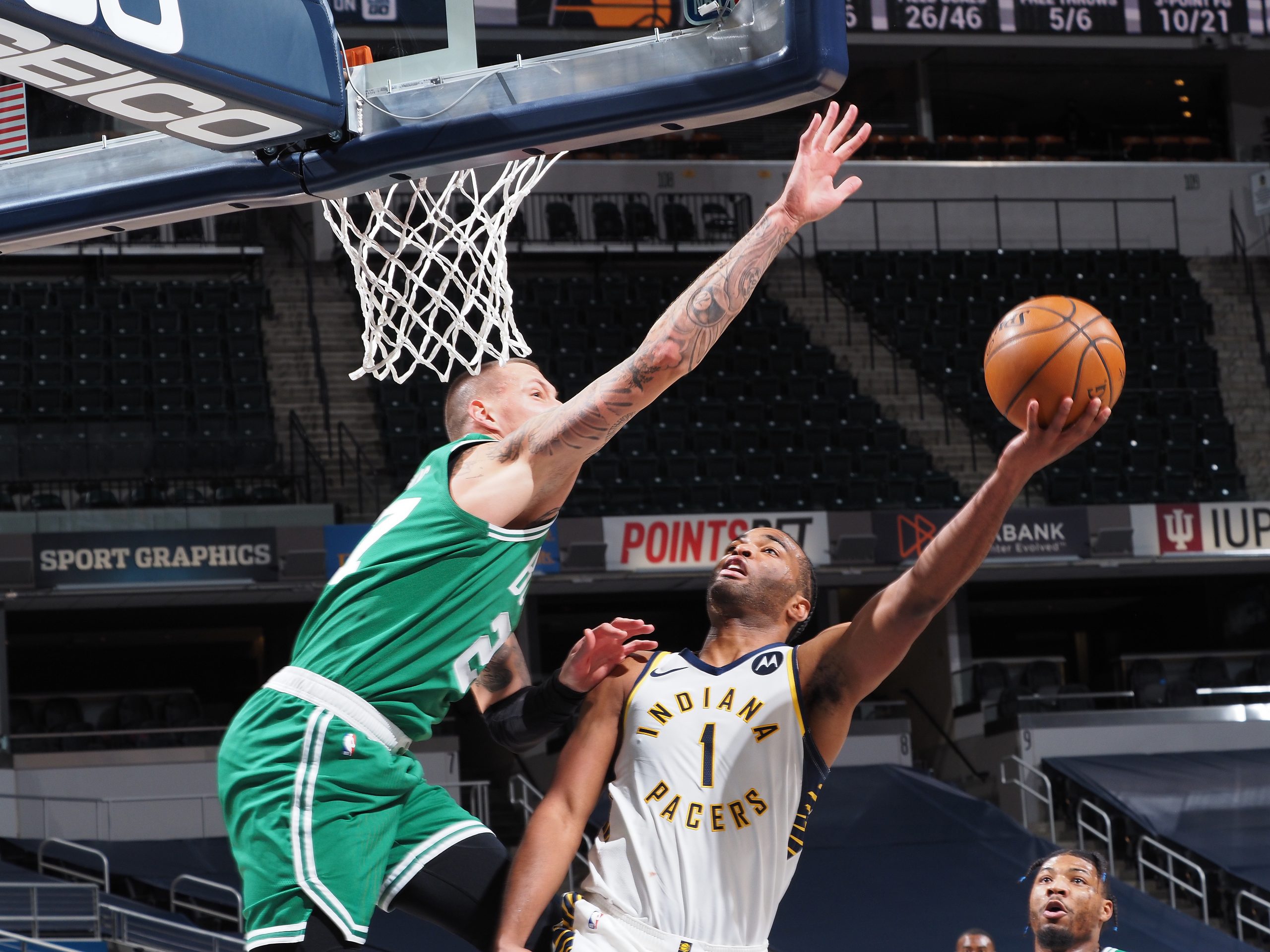 TJ Warren of the Indiana Pacers