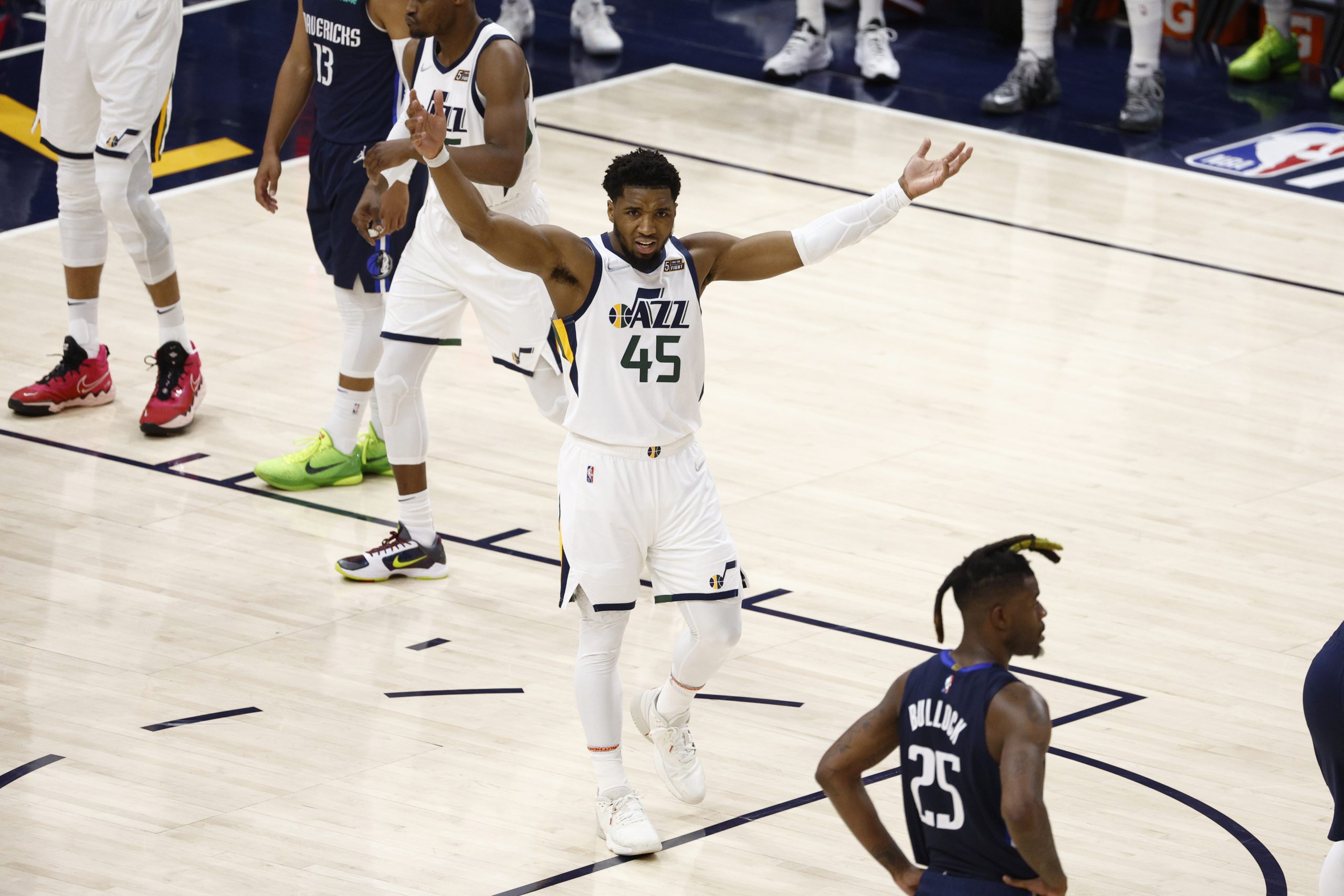 Donovan Mitchell of the Utah Jazz against the Dallas Mavericks